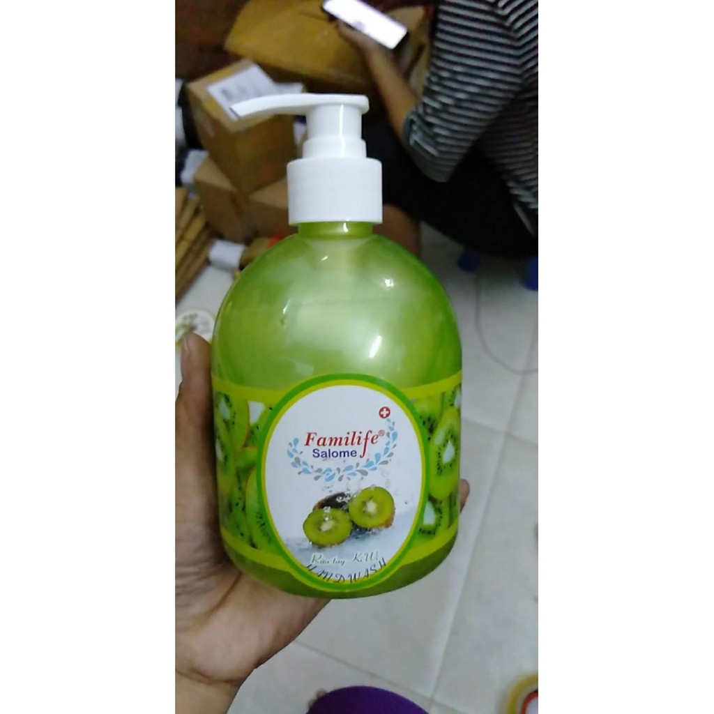 Sữa rửa tay sát khuẩn Familife 500ml