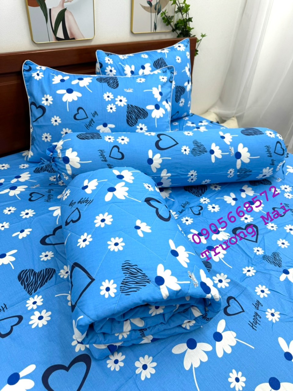 Bộ Chăn Ga và 3 áo gối 100% coton mềm mát thấm hút.