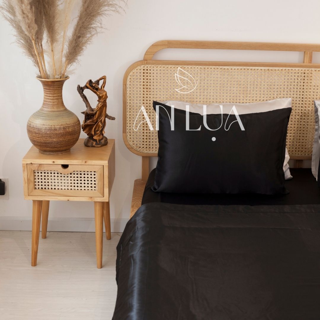 Bộ chăn drap 5 món An Lụa vải lụa mịn mát và thân thiện cho da - Đen