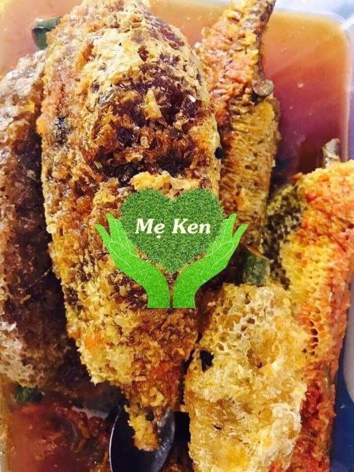 MẬT ONG RỪNG NGUYÊN CHẤT MẸ KEN- 1 LÍT