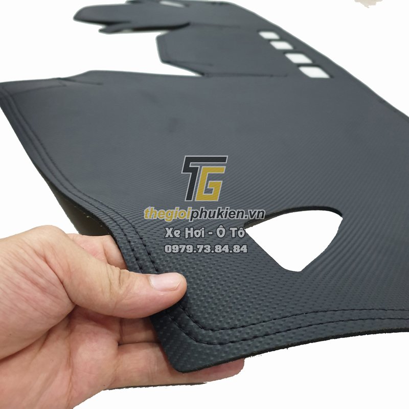Thảm da Taplo vân Carbon cao cấp dành cho xe Subaru Forester