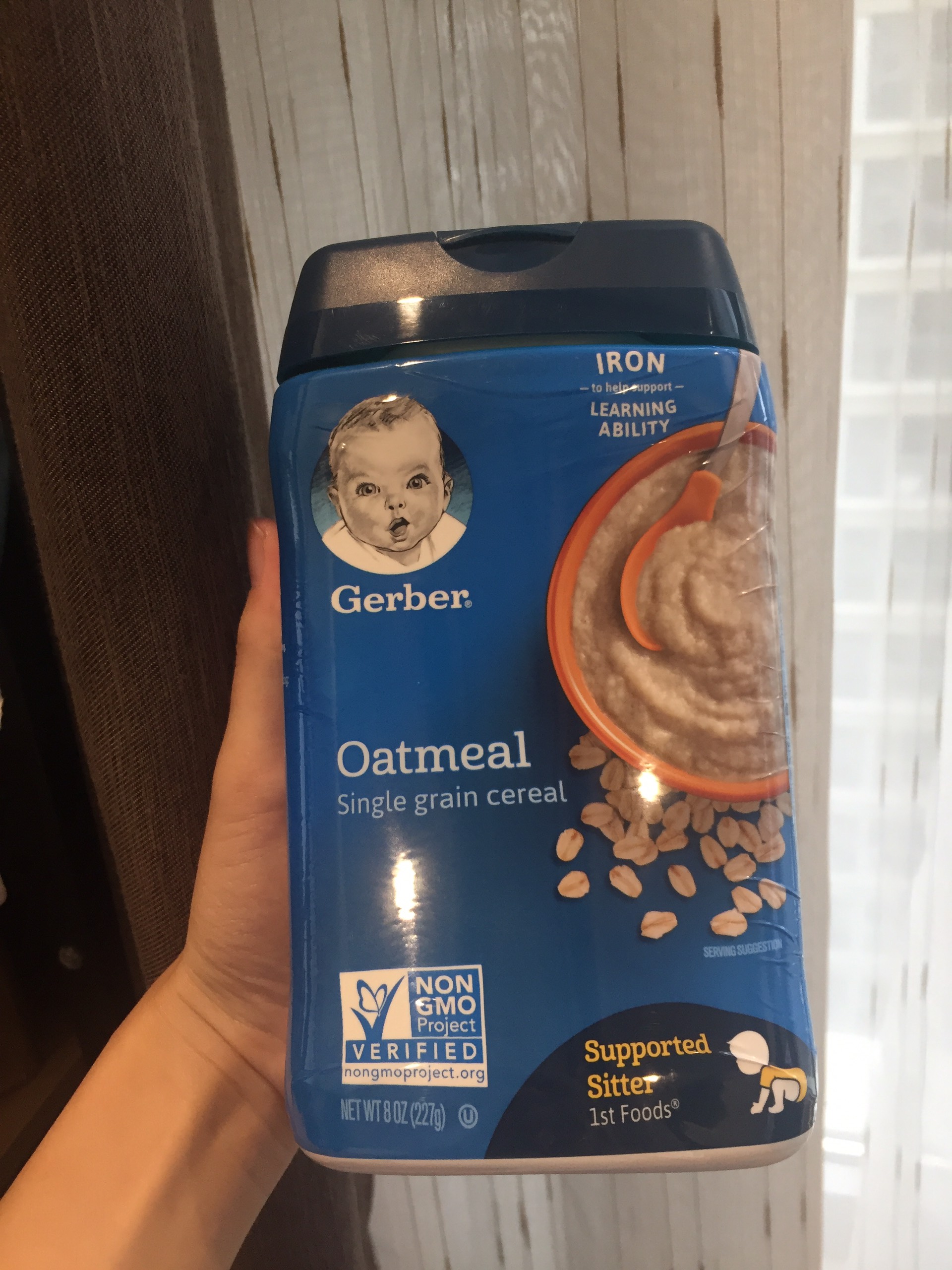 [HCM]Bột ăn dặm Gerber Mỹ Oatmeal hộp 227g (DATE 3/2021)