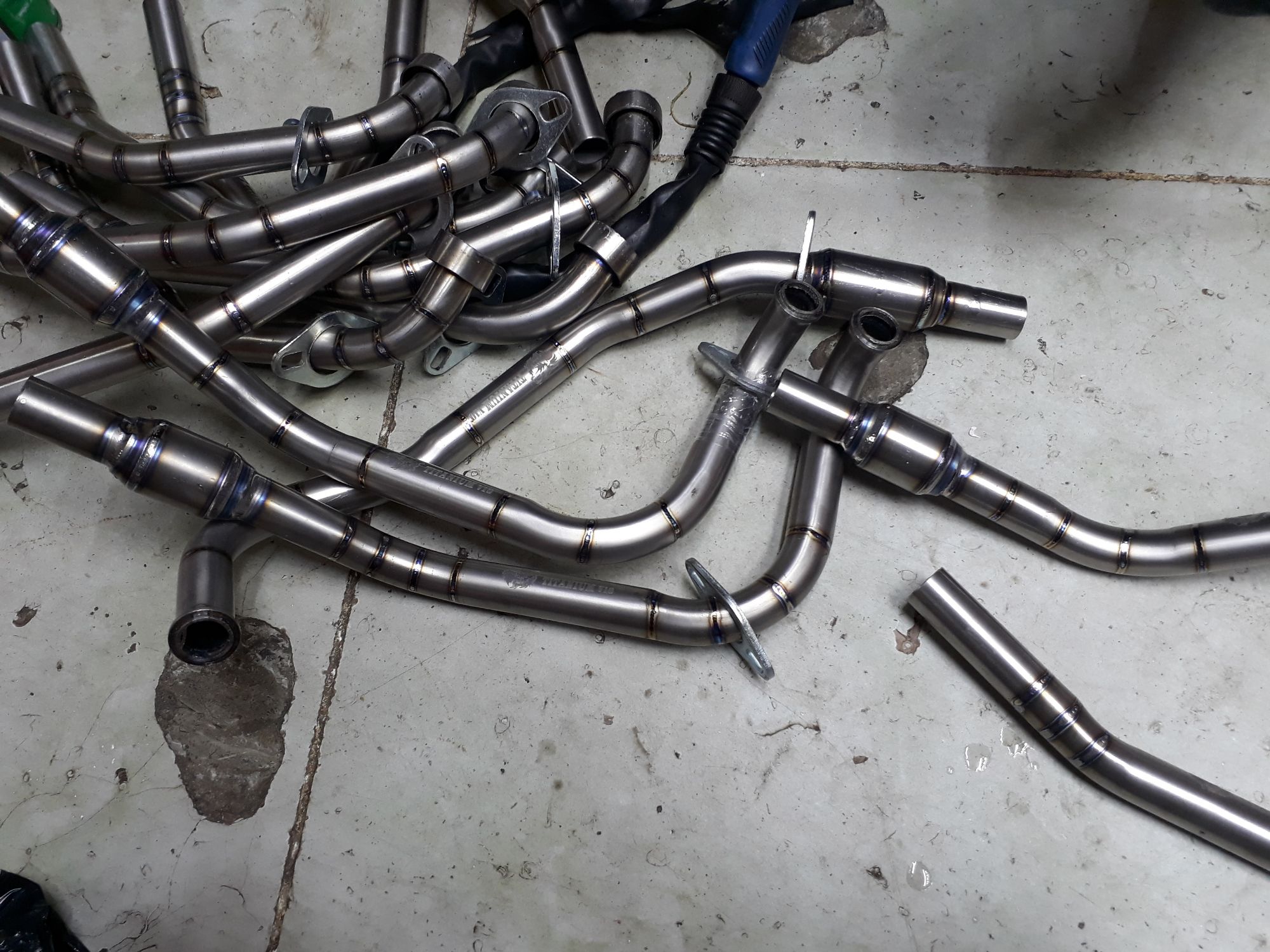 Cổ titanium 4road cho VARIO 2017