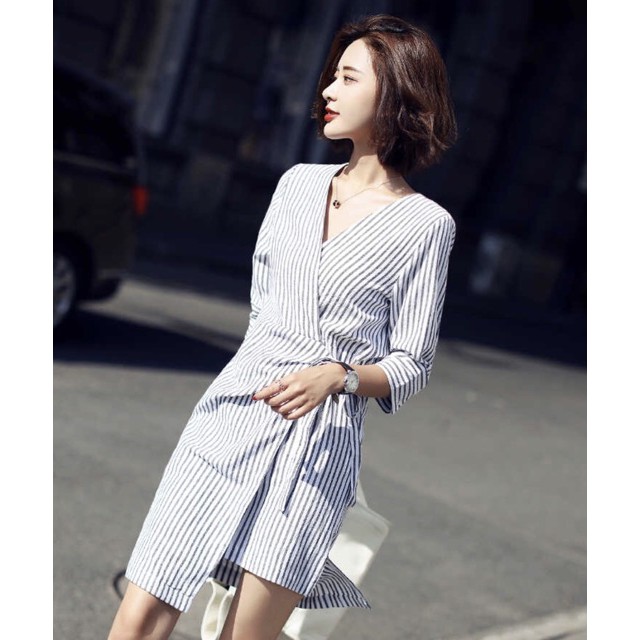 Đầm sọc xanh lệch tà