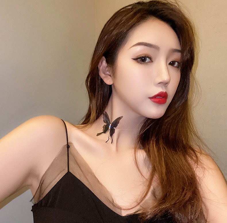 Vòng cổ bướm cánh kép hiệu ứng 3D độc đáo VC93