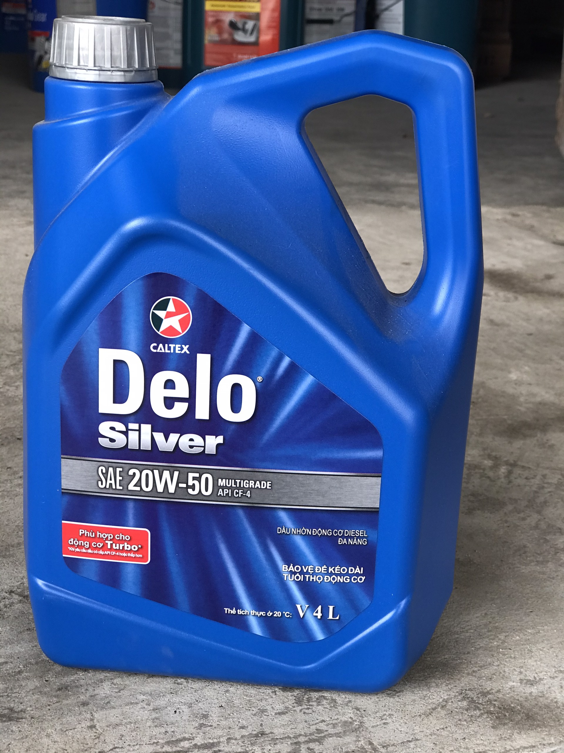 Dầu nhớt động cơ Diesel Delo® Silver Multigrade SAE 20W-50 (Can 4L)