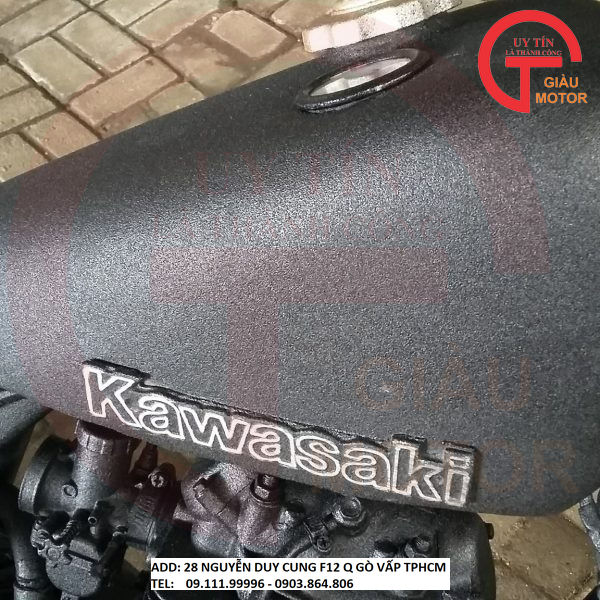[HCM]SAMURAI DÒNG SƠN 2 THÀNH PHẦN2K08 LÓT GẦM XE EPOXY MÀU ĐEN