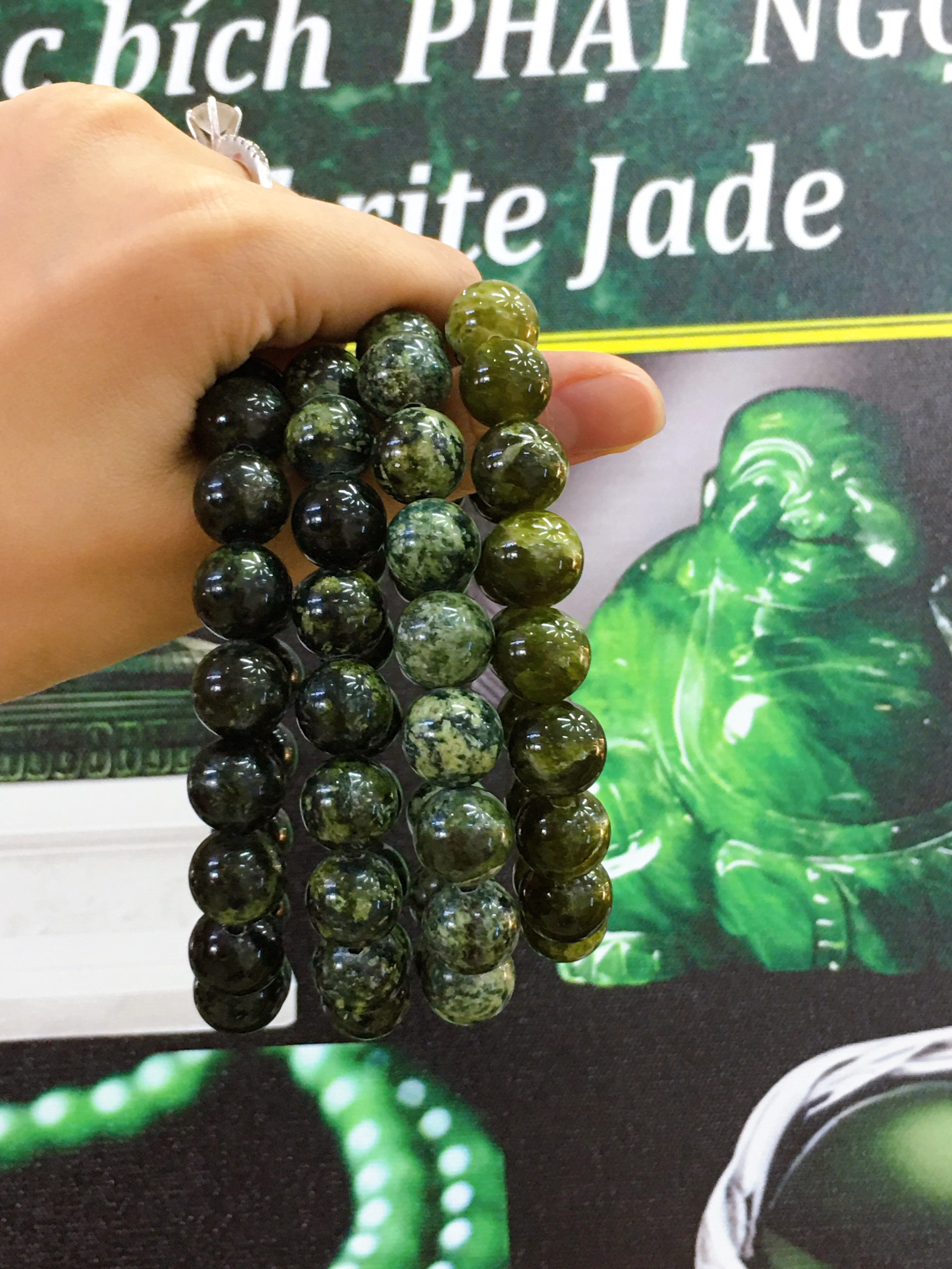 chuỗi đeo tay Serpentine