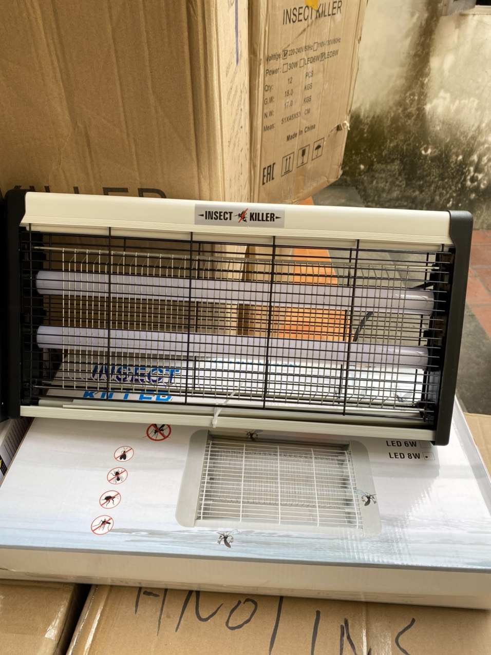 Đèn bắt muỗi Kill Pest