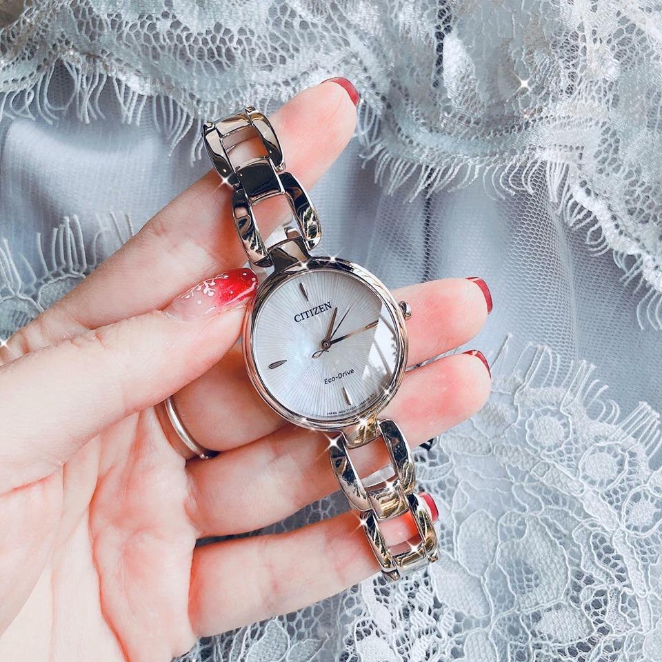 Đồng hồ Citizen EM0424-53
