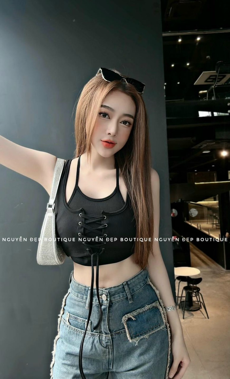 [Mới] Sét Áo Yếm Croptop Xỏ Chéo Dây Cổ Yếm
