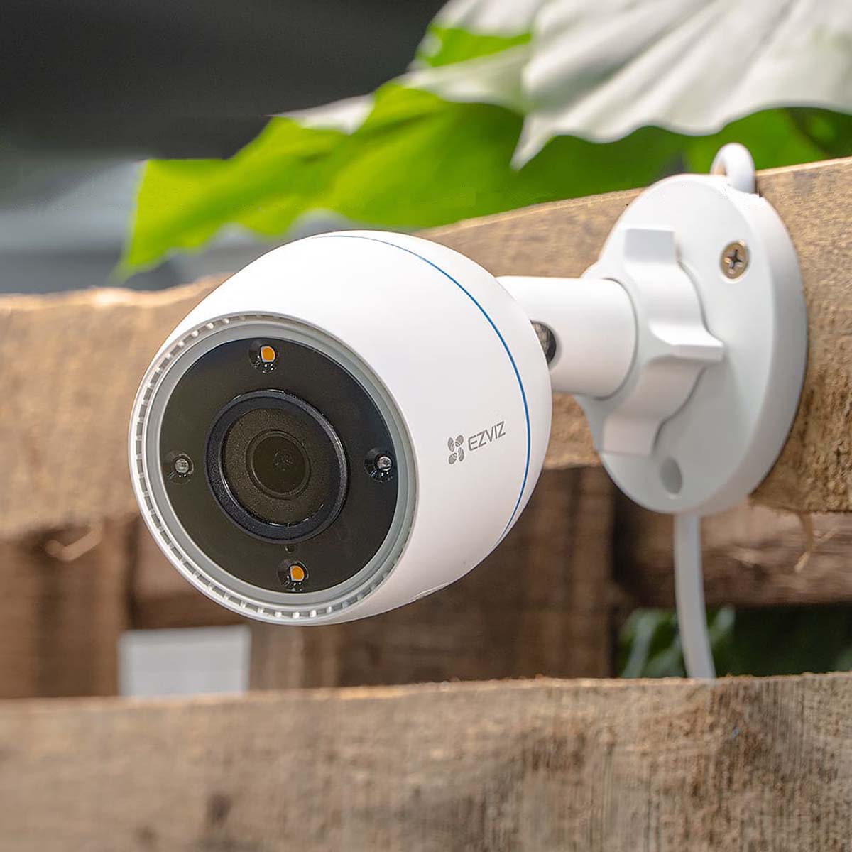 Camera wifi ngoài trời ezviz h3c 2mp 1080p , không màu , chính hãng