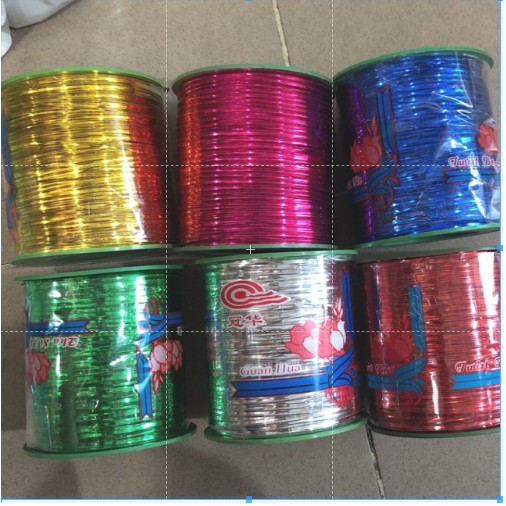 Dây kẽm màu, thép buộc hoa (Quận)