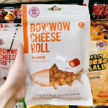 SNACK PHÔ MAI CUỘN CÁ HỒI CHO CHÓ 120GR