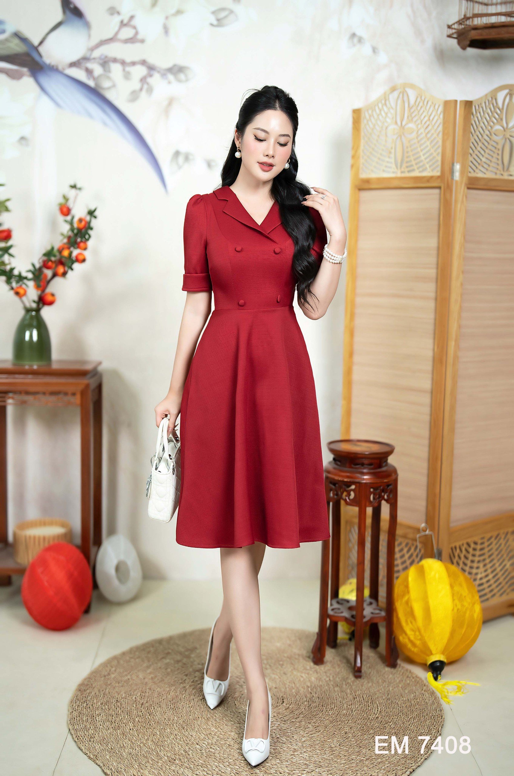 Đầm EMY EM7408 Xoè Đỏ Cổ Vest