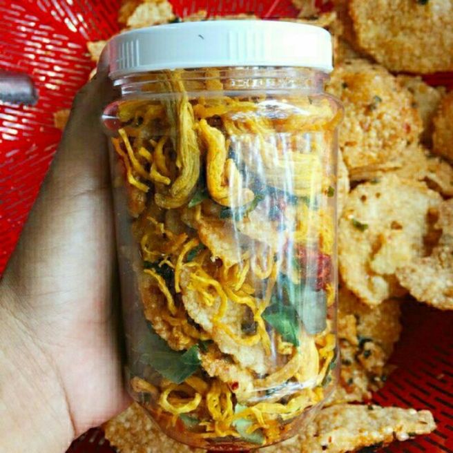 [HCM]150g cơm cháy lắc khô gà lá chanh