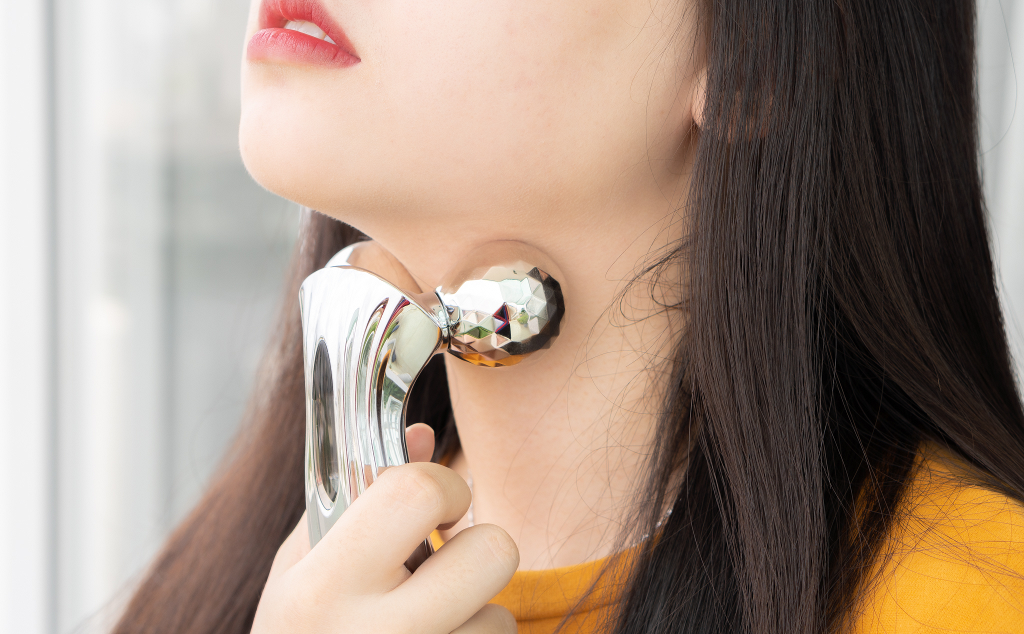 Máy massage Refa Carat Ray Full chăm sóc da mặt và da body Nhật Bản