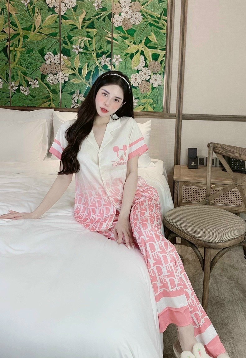 Đồ Bộ Pijama Nữ Vải Lụa Xước Cao Cấp
