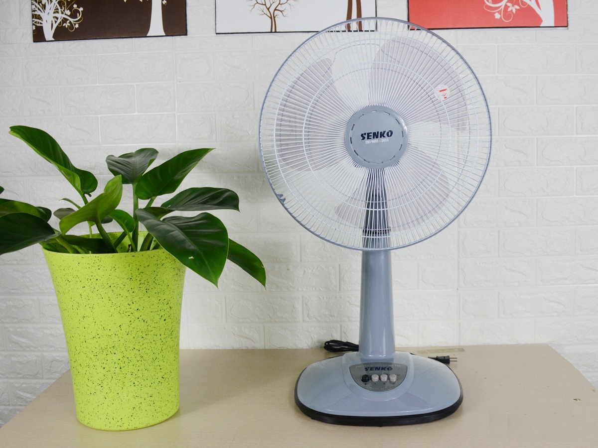Quạt đứng Senko L1638