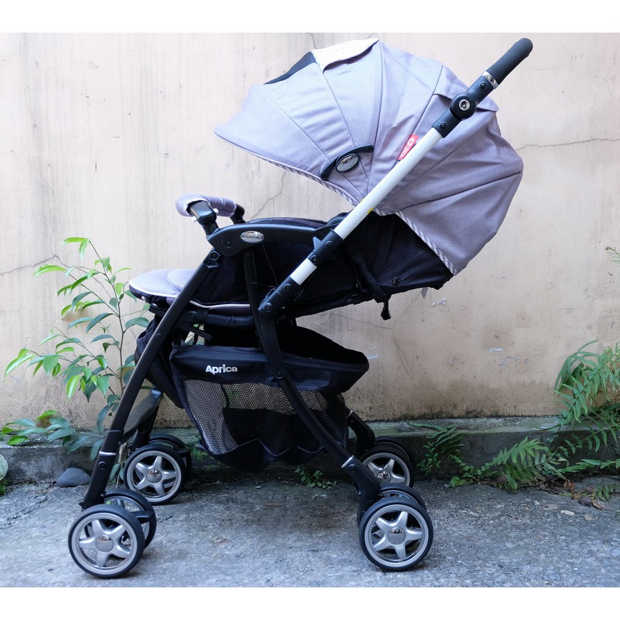 Thanh lý xe đẩy Aprica Luxuna CTS Carry Travel System