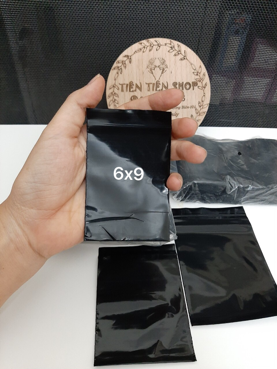 Gói 100c túi zip đen to chọn size