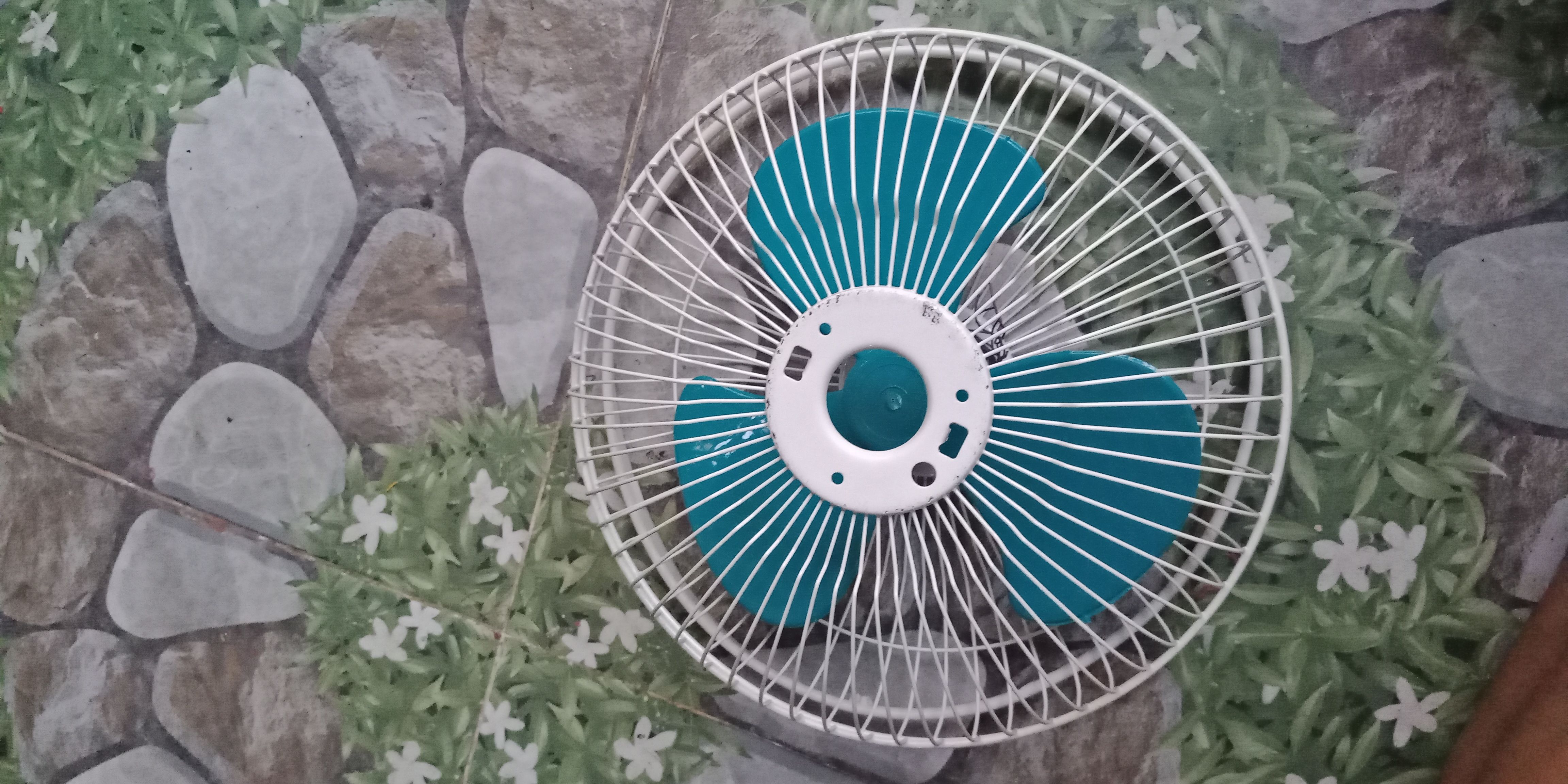 combo lồng quạt b2 và cánh quạt 20 cm ( sản phẩm như hình)
