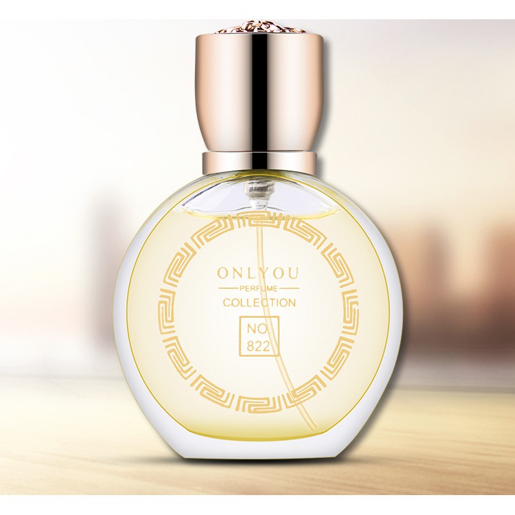 Nước Hoa Nội Địa Trung Only You No 822 (Jean Miss) 30ml Thiết kế chai thủy tinh trong suốt họa tiết   hoa cực đơn giản nhưng sang trọng đáng yêu vô cùng.  Mỗi một chai dung tích 30ml đi kèm hộp giấy siêu sang trọng nàng nha.