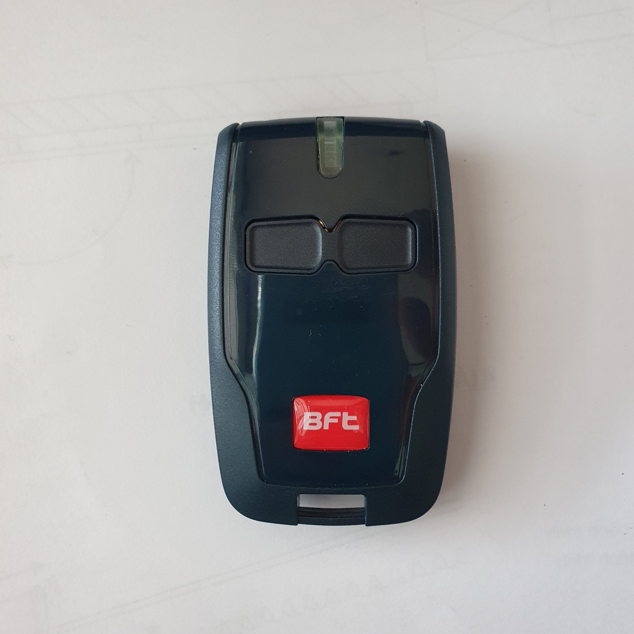 [HCM]Remote cửa cổng tự động BFT 2 nút