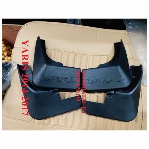 chắn bùn theo xe yaris