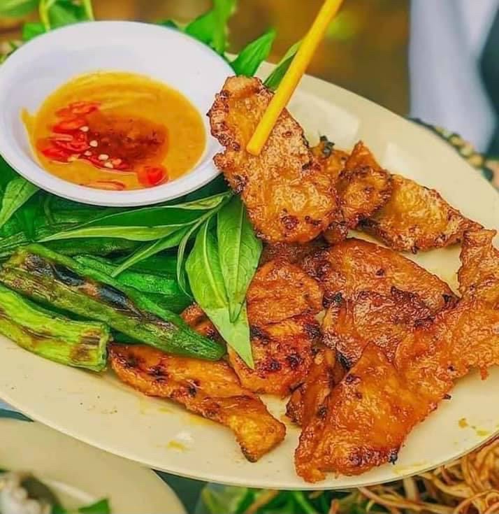 Vú heo ướp sẵn kèm chao chấm hộp 500gr giao hàng TPHCM