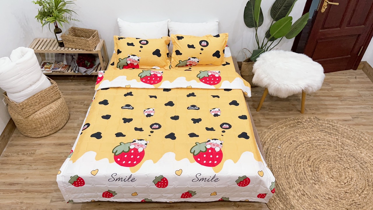 Set Ga Gối Mẫu Bò Sữa Dâu Vàng CHM45