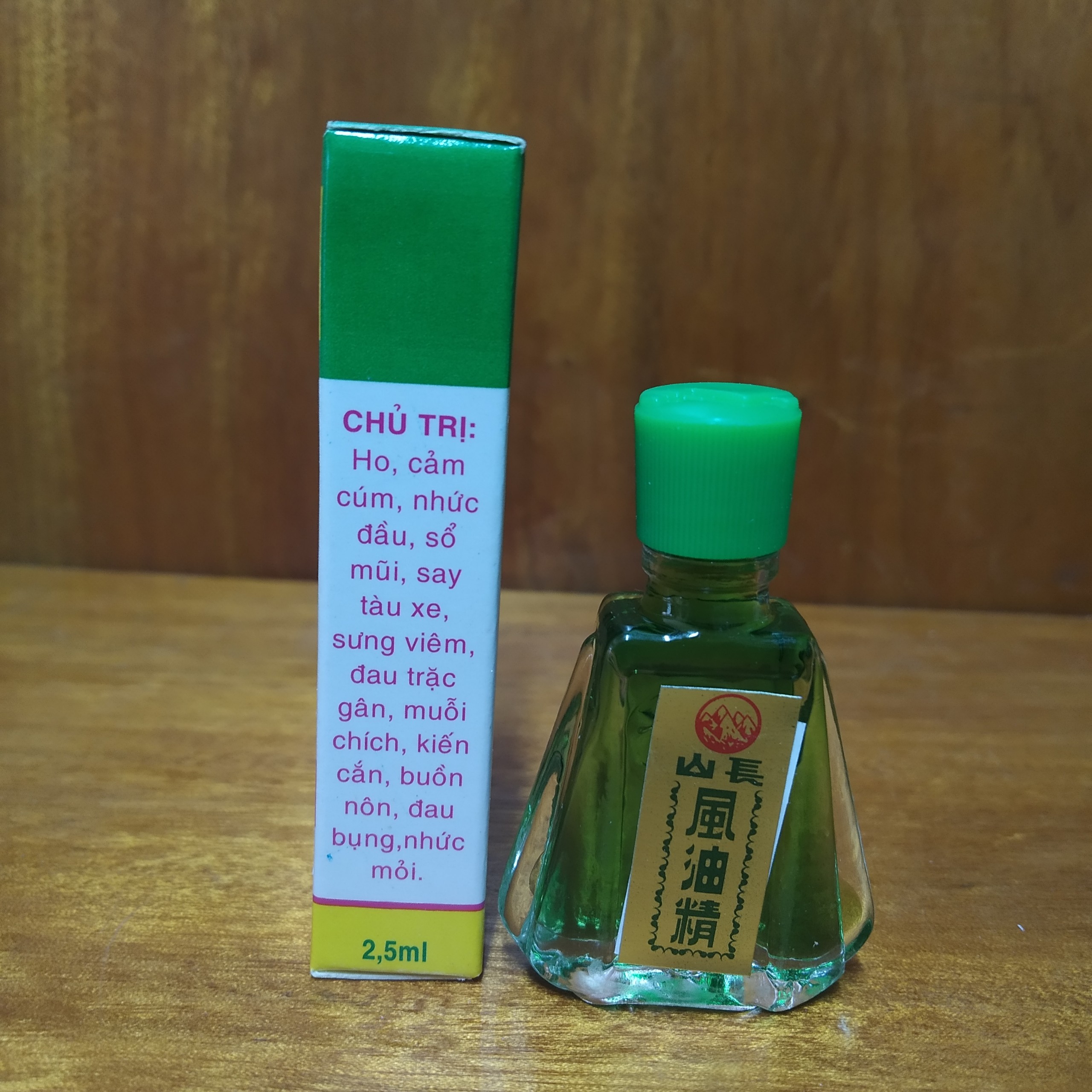 Dầu gió Trường Sơn Lọ 2,5ml
