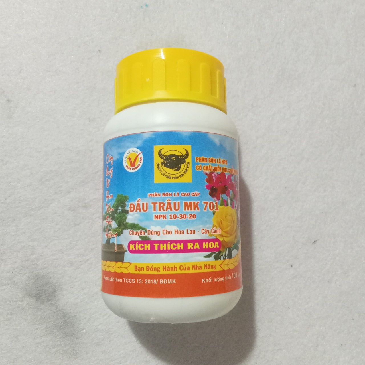Combo 3 hủ PHÂN BÓN LÁ ĐẦU TRÂU 701 - KÍCH THÍCH RA HOA