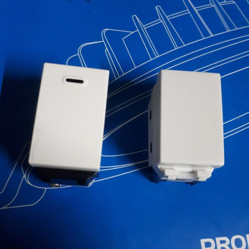 Công Tắc 2 Chiều S18Cc
