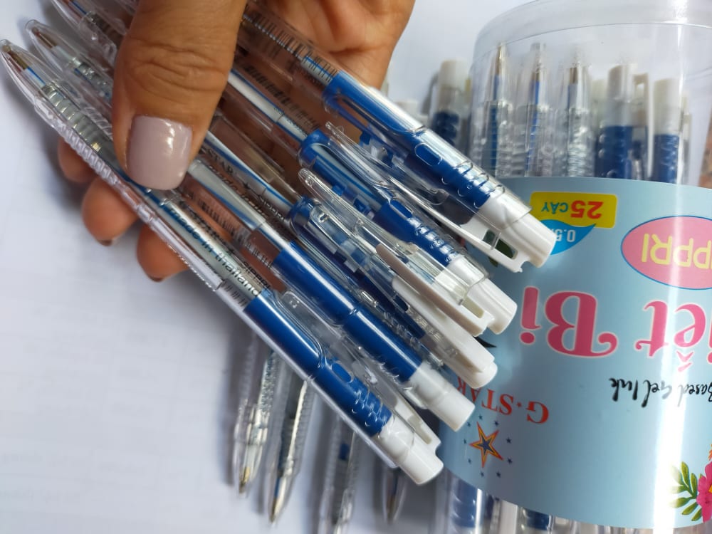 BÚT BI SIPPRI THÁI LAN XANH , ĐỎ ( COMBO 5 CÂY)