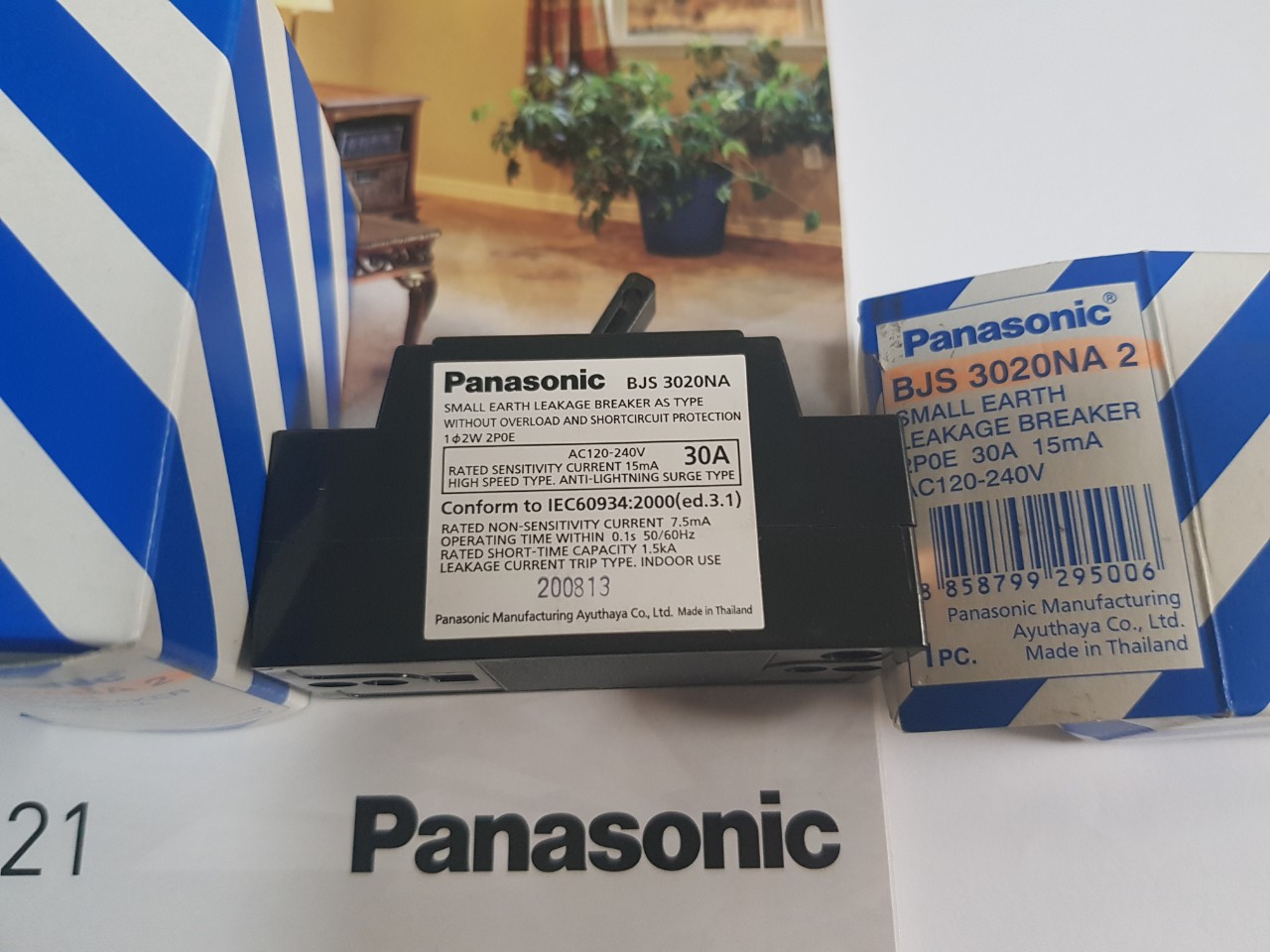 [HCM]PANASONIC - Bộ ngắt mạch an toàn Panasonic - BJS3020NA2 (30A - Dòng ngắt rò 15mA)