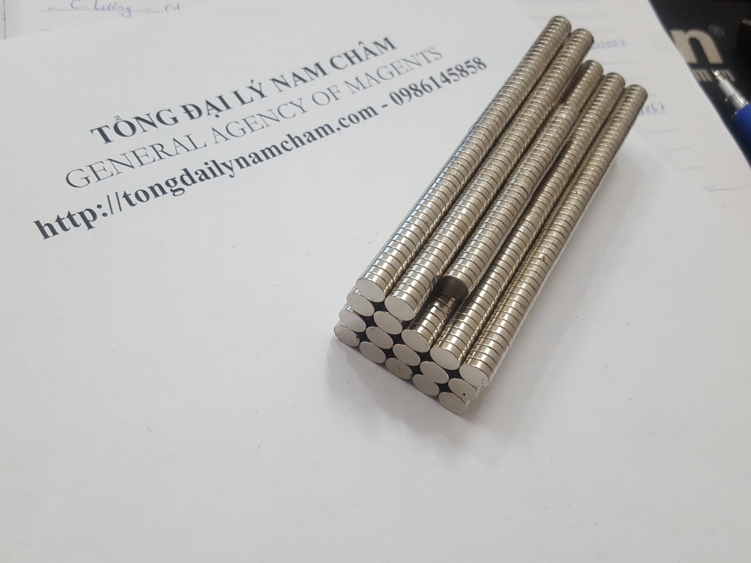 50 viên Nam châm trắng đất hiếm 8x2mm