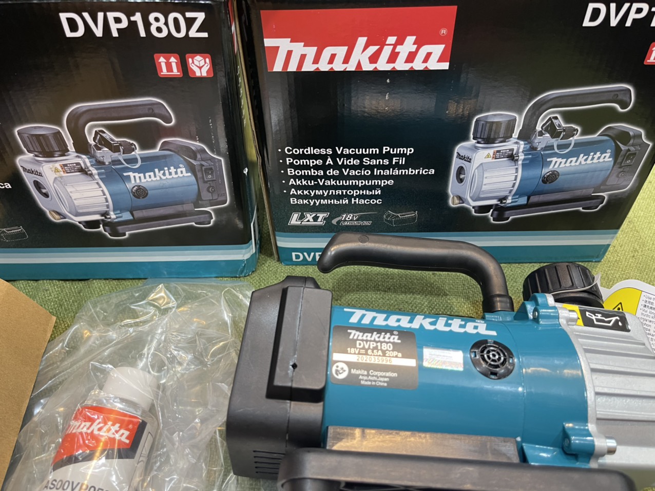 Máy hút chân không Makita DVP180Z