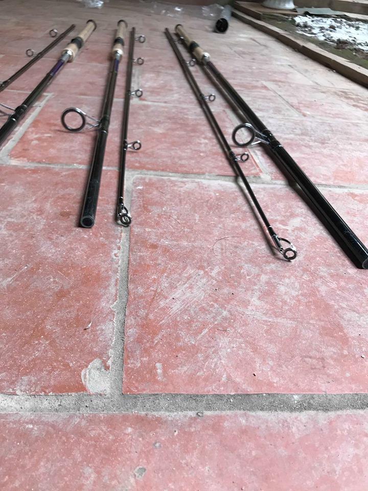 Cần Câu Cá 2 Khúc Daiwa Phantom Cán Gỗ