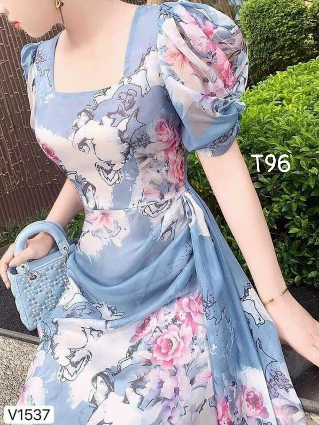 [HCM]Đầm lụa hoa dáng xoè tay phồng