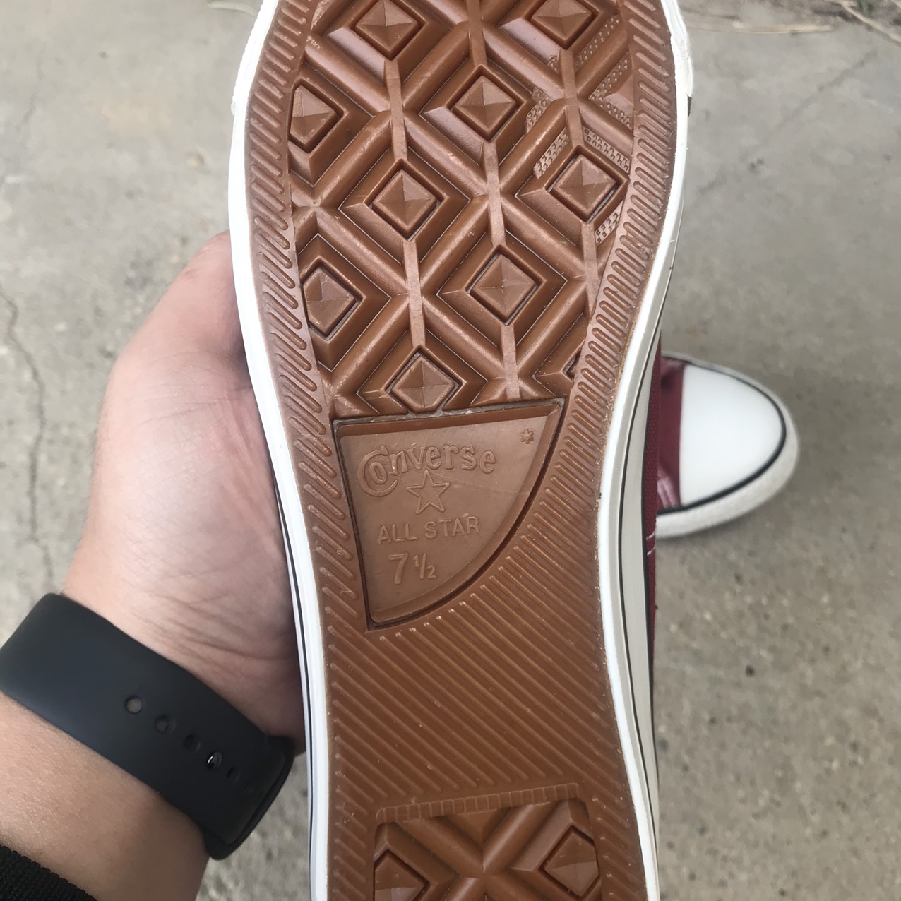 GIÀY CONVERSE MÀU ĐỎ MẬN