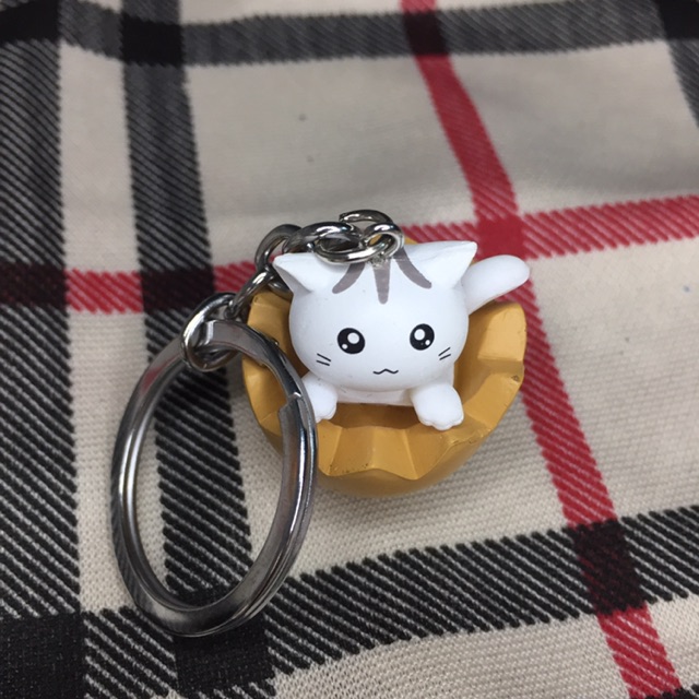 Móc khoá mèo trong quả trứng cute