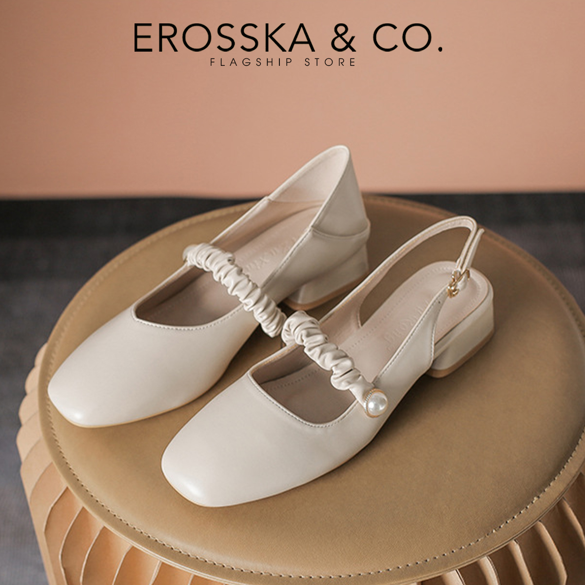 Giày cao gót Erosska quai ngang nhún ngọc cài hậu cao 3cm màu nude _ EL024