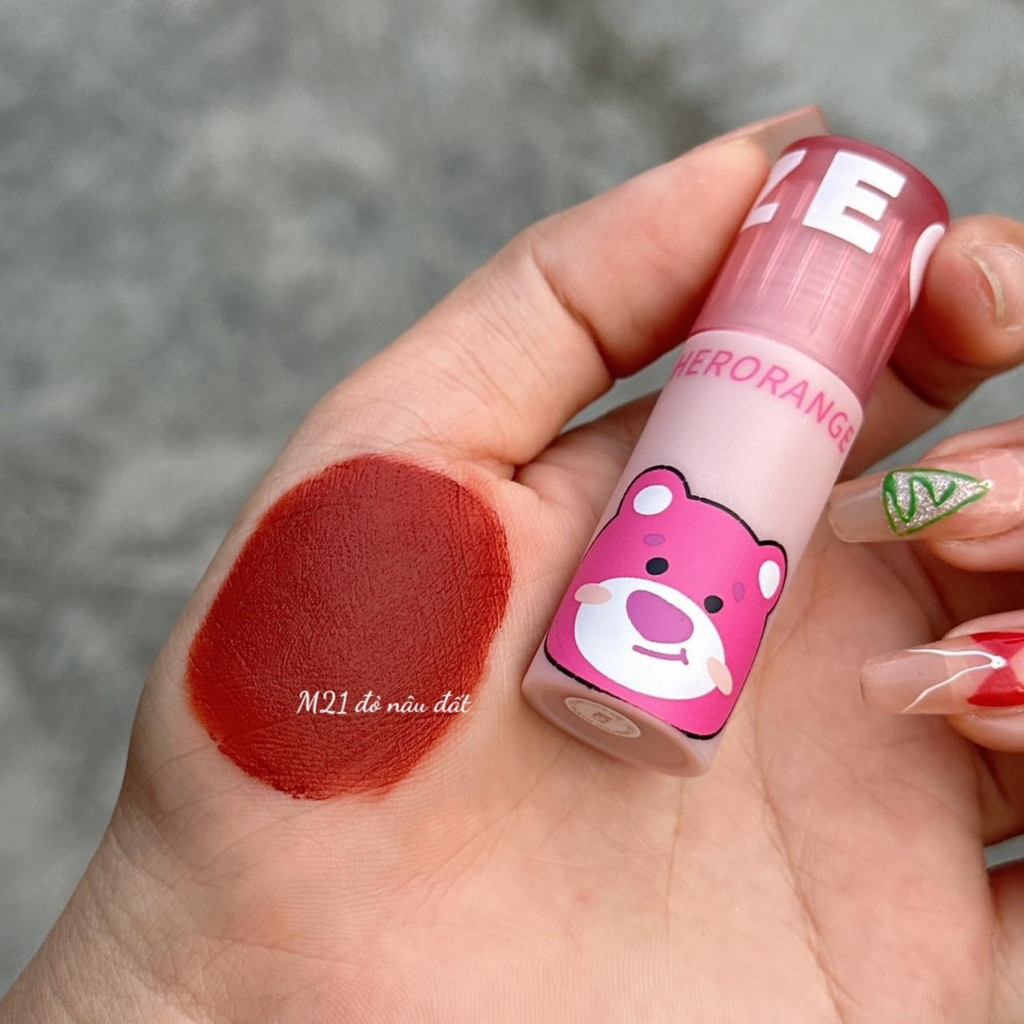 SON GẤU DÂU MÀU HỒNG, CHẤT SON MỊN