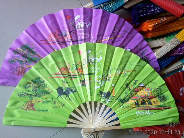 Quạt vải Huế