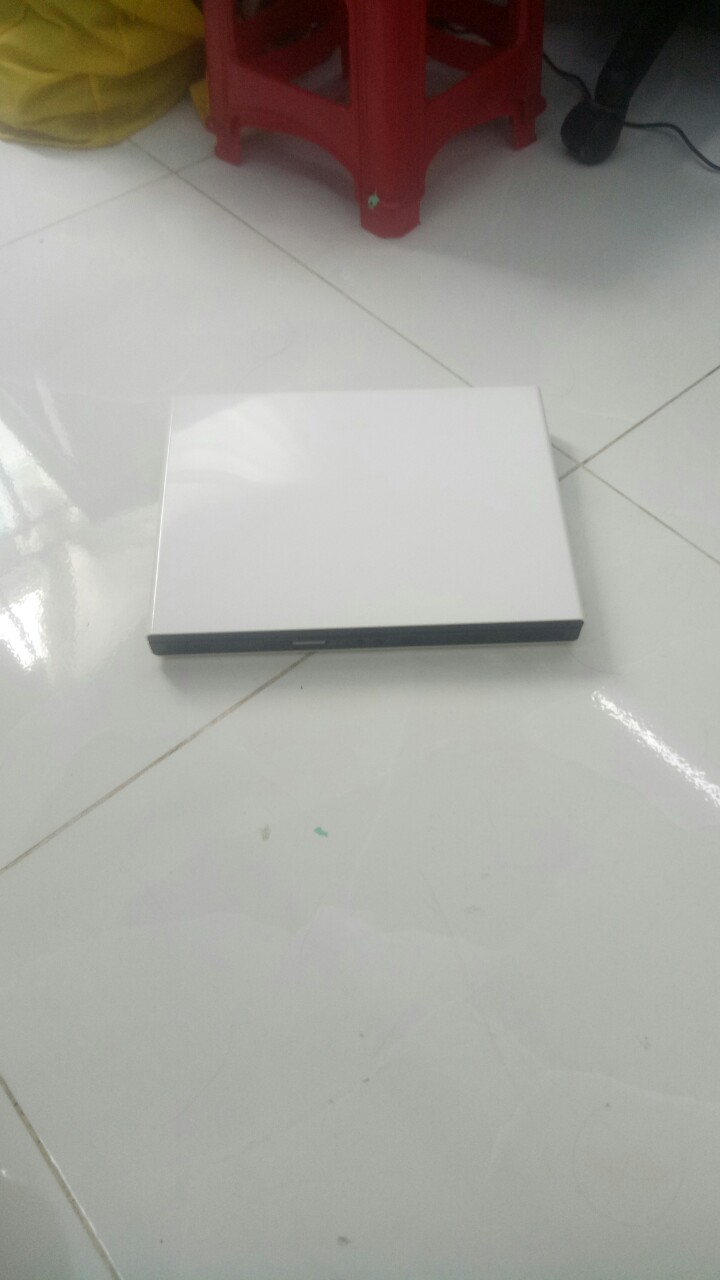 LAPTOP NEC, mini trắng đen