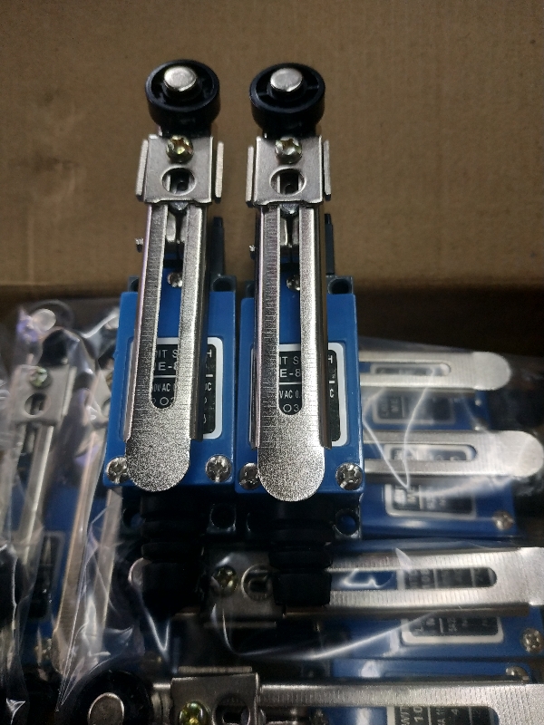 Công tắc hành trình mode 8108