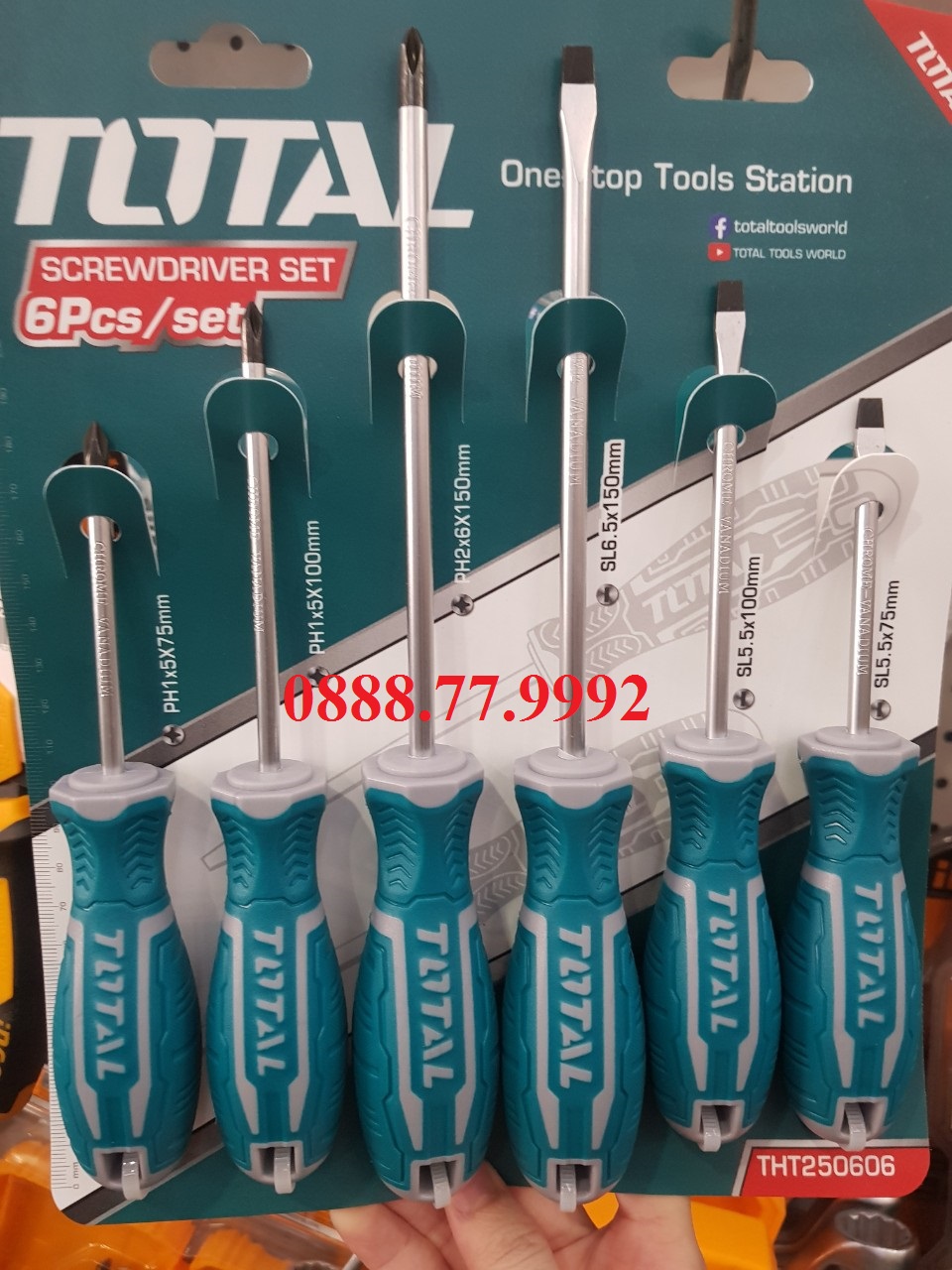 Bộ tuốc nơ vít (tô vít) 6 chi tiết Total THT250606