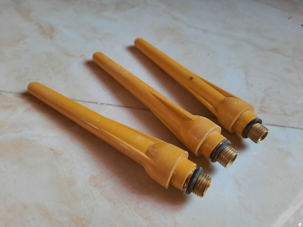 Chuôi Tig QQ 150 vàng - phụ kiện máy hàn