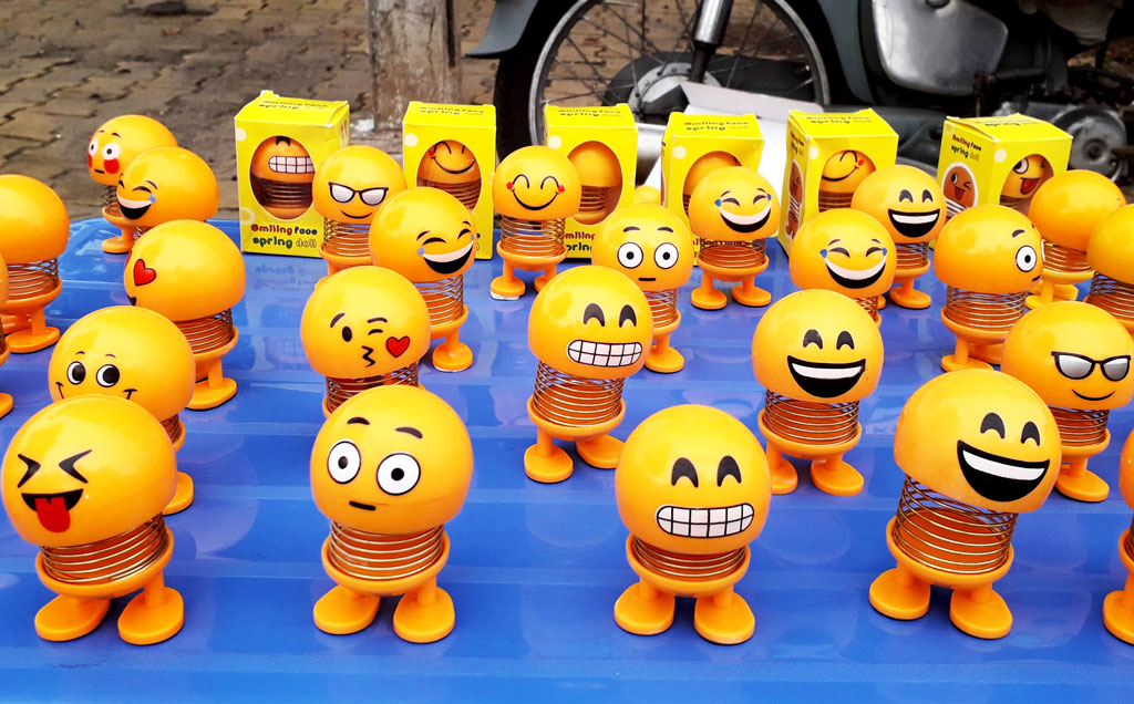Set 10 Thú Nhún emoji Con Lắc Lò Xo
